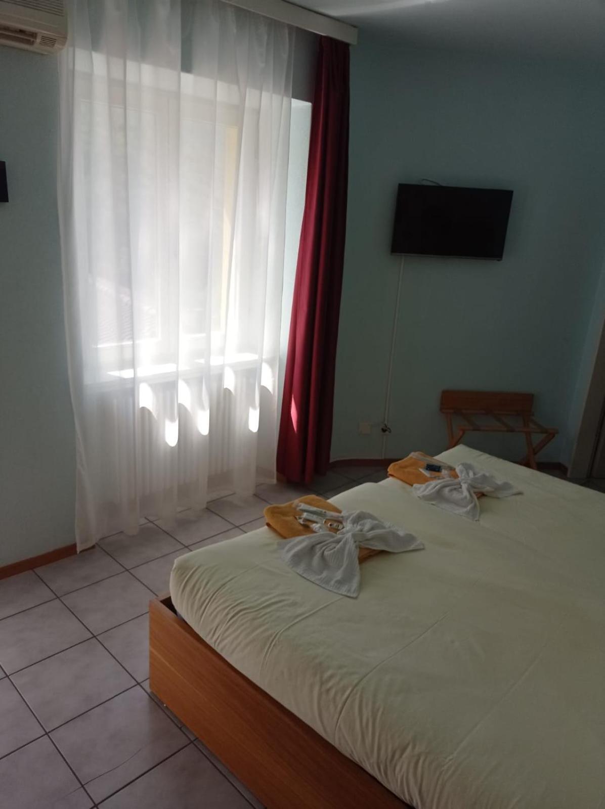 Hotel Ristorante Camoghe Isone Dış mekan fotoğraf