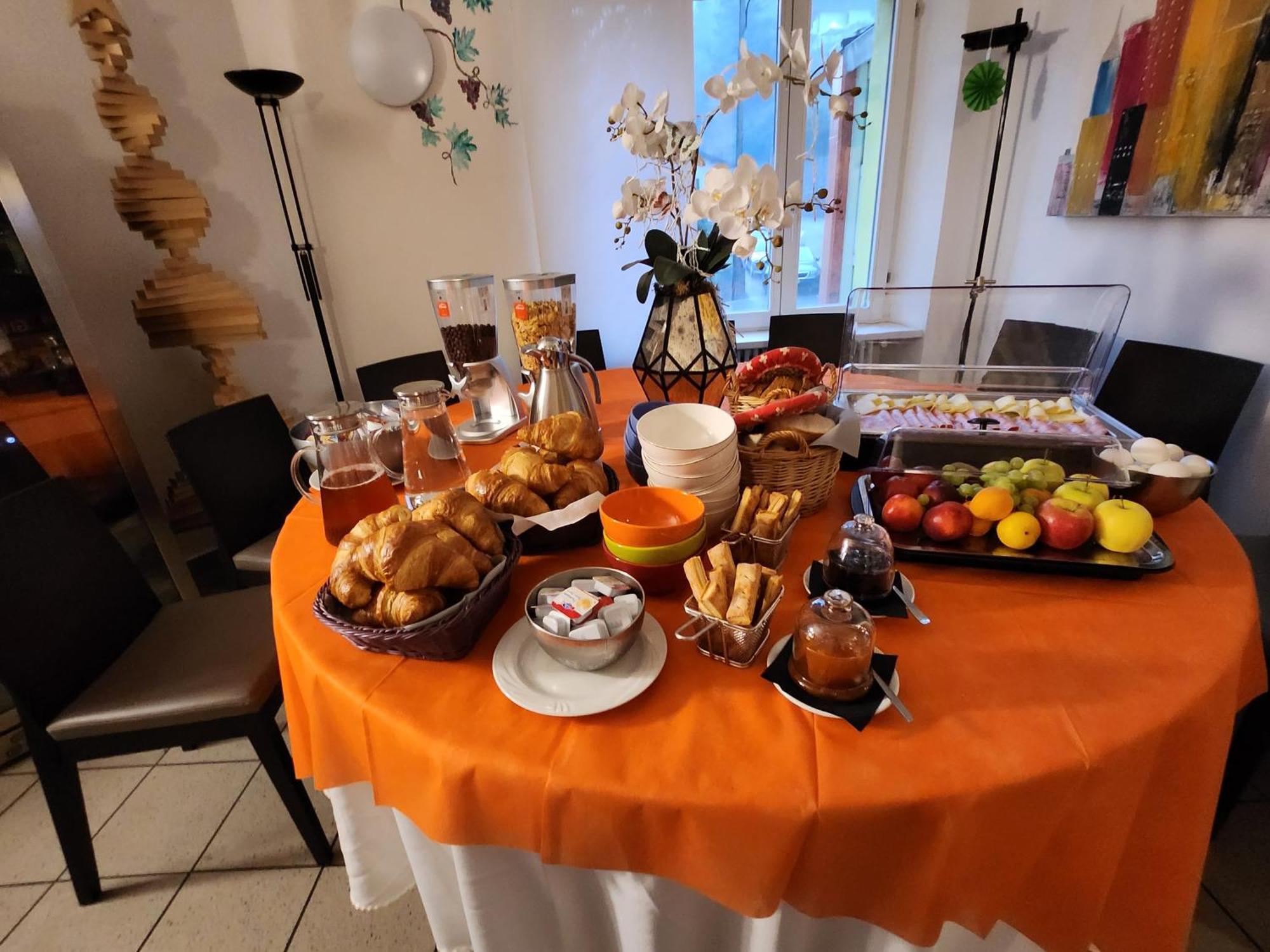 Hotel Ristorante Camoghe Isone Dış mekan fotoğraf